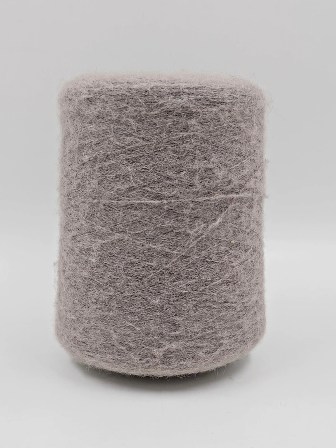 Пряжа Callao Brushed, Filataly Lab, бэби альпака, меринос, цвет пепельный, 55% бэби альпака, 10% меринос, 35% па, цвет пепельный, Filataly Lab — фото пряжи Cozy Wool
